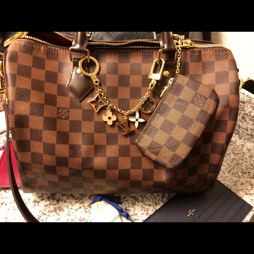 Louis Vuitton bag charm - Picture 8 of 8